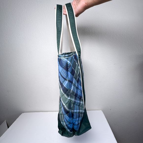 Lands’ End Quilted Plaid Tote Medium Bag - Picture 7 of 13